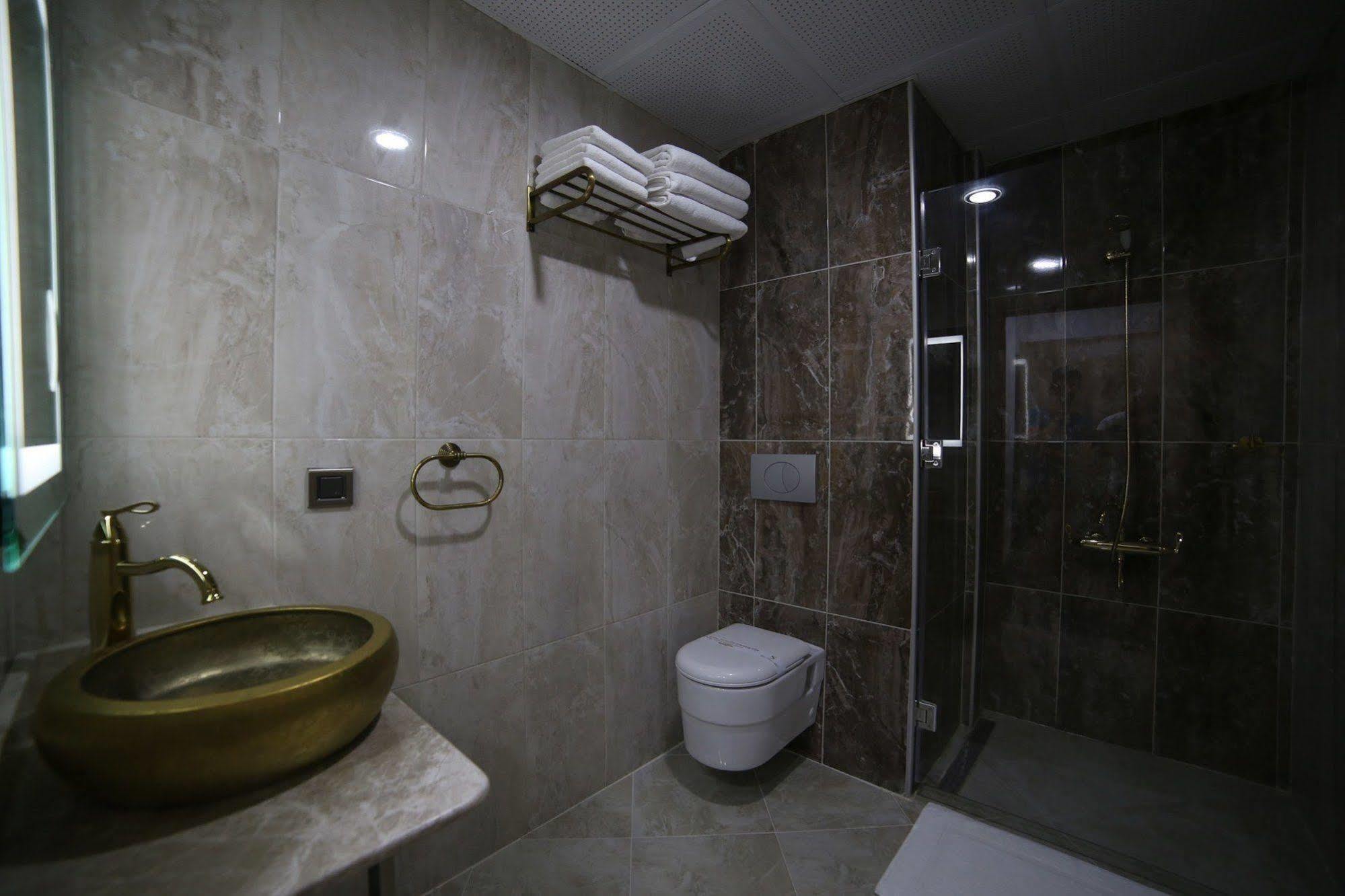 Grand Serenay Hotel Бандырма Экстерьер фото